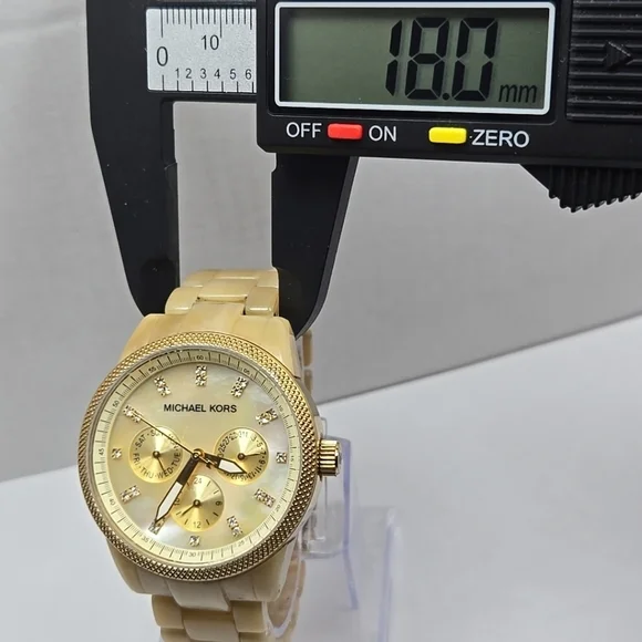 Womens Michael Kors Horn Day Date Watch Gold Tone Resin Jet Set 37mm New Battery - Picture 5 of 9